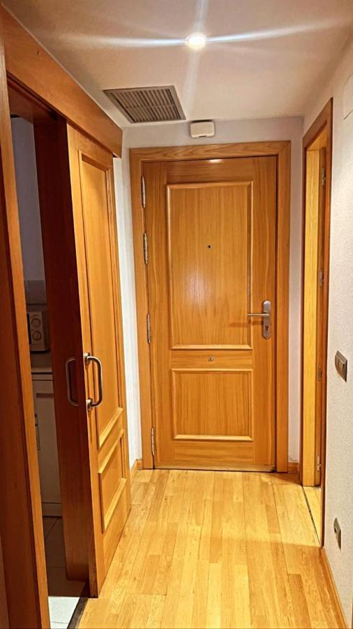 Suites Madrid Belfast 13 Ifema Airport Dış mekan fotoğraf